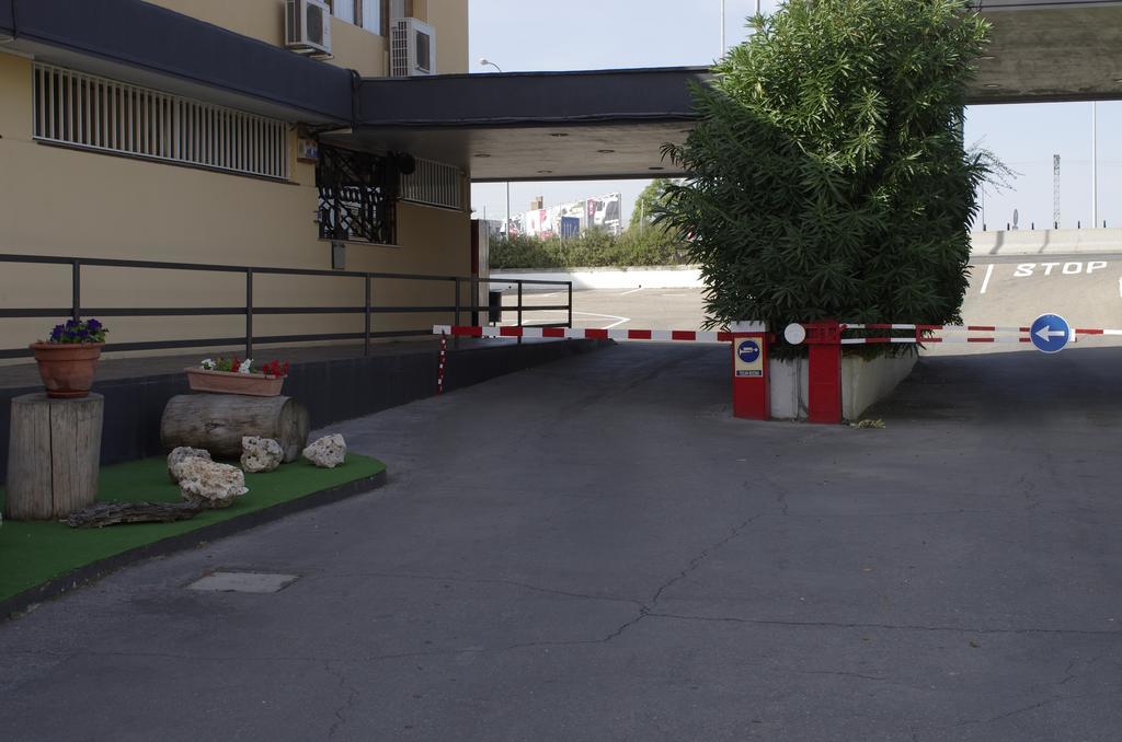 Hotel Los Olivos Getafe Exterior foto